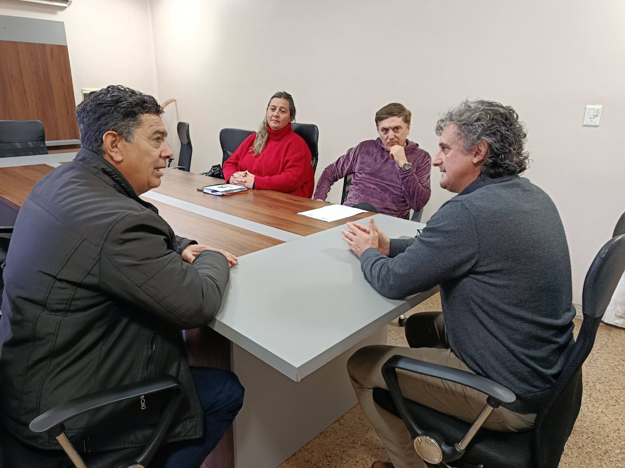 Federación: el Municipio y MAIPER analizan facilitar terrenos para personal policial