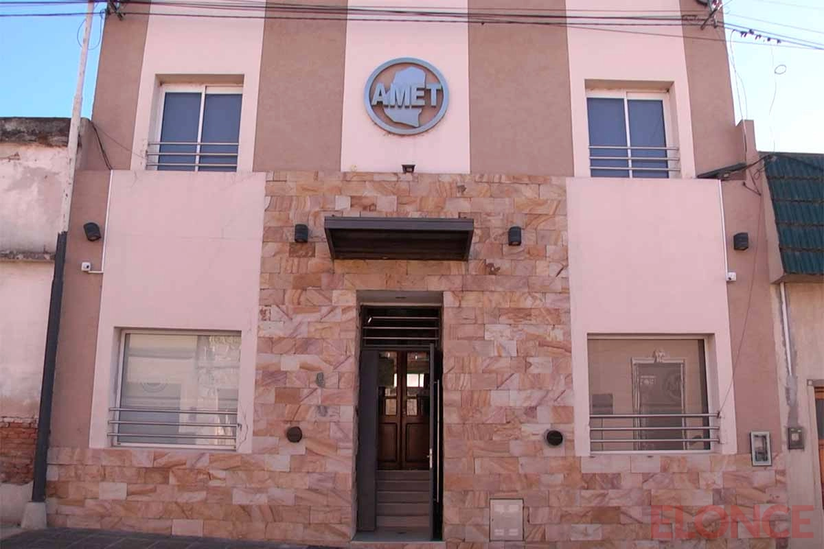 AMET se suma al paro docente de 48 horas en Entre Ríos