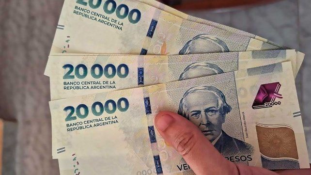 Más de la mitad de los hogares argentinos integra la clase baja, según un informe