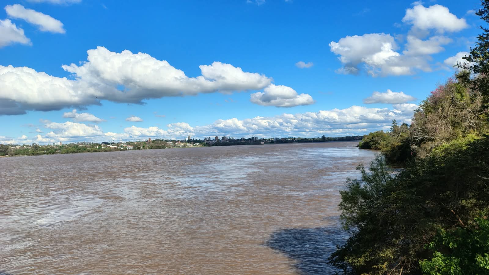 El río Uruguay no superará los 11,90 metros frente al puerto de Concordia
